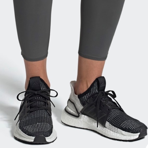 adidas UltraBOOST 19 Oreo - Picture 3 of 8